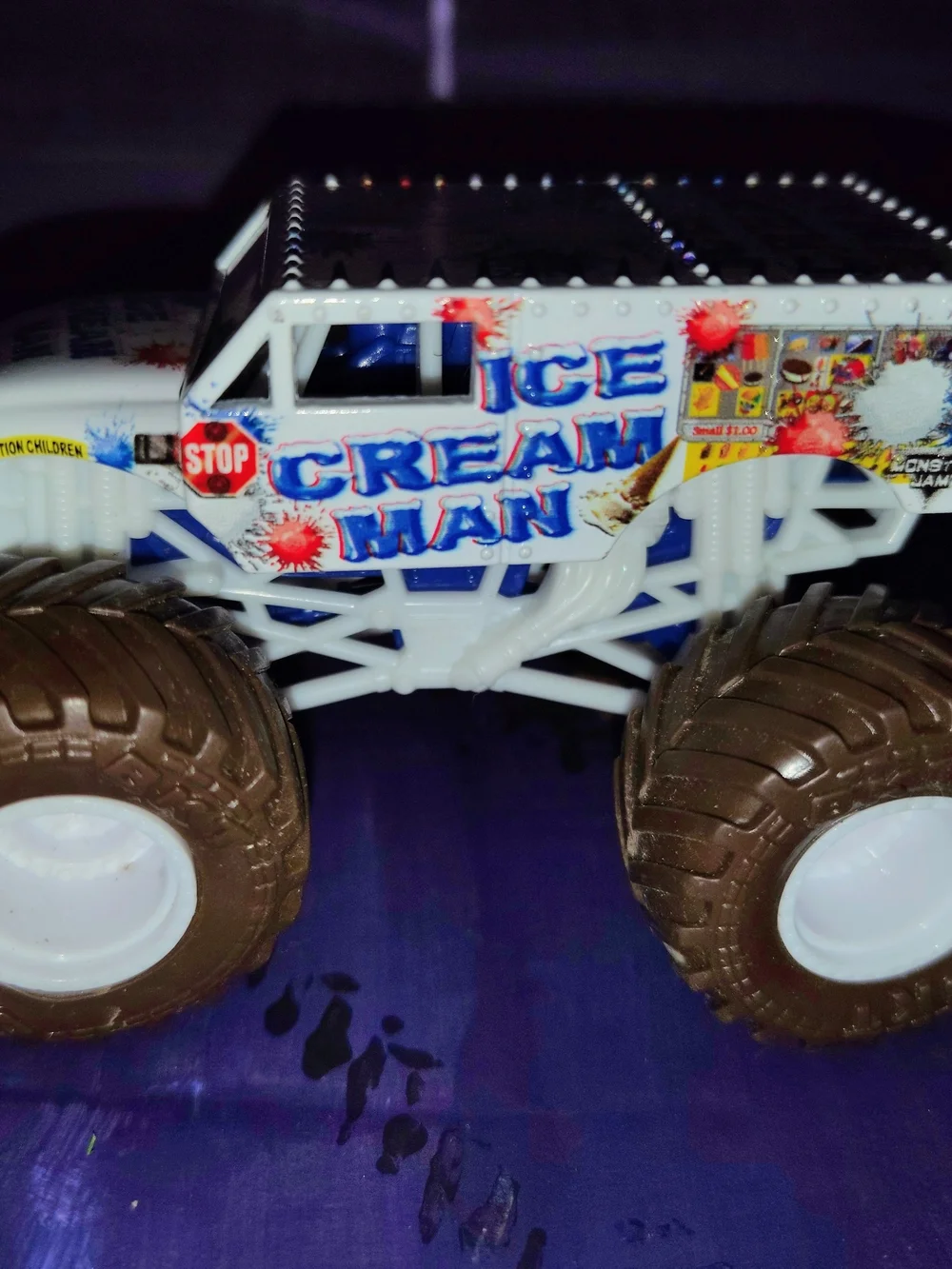 Ice cream Man Monster Jam (Htf) Truck / Bent Rods